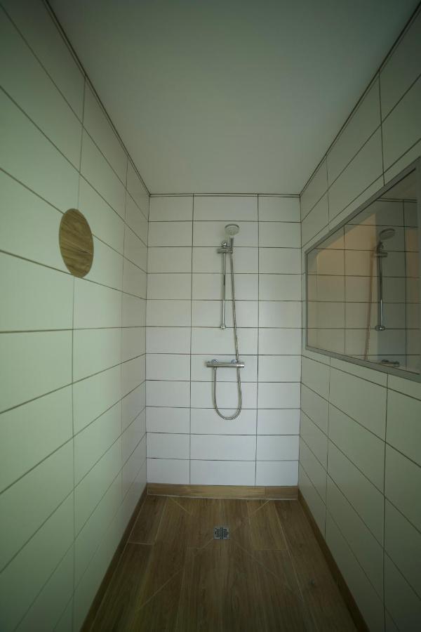 B&B Chez L'Habitant Chambre Privative Sur La Route Des Vins Tv Parking Box Velo Issenheim Exterior foto